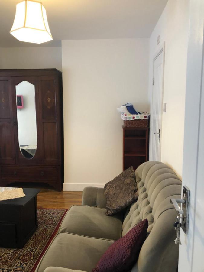 Saranda Alb Apartment London Bagian luar foto